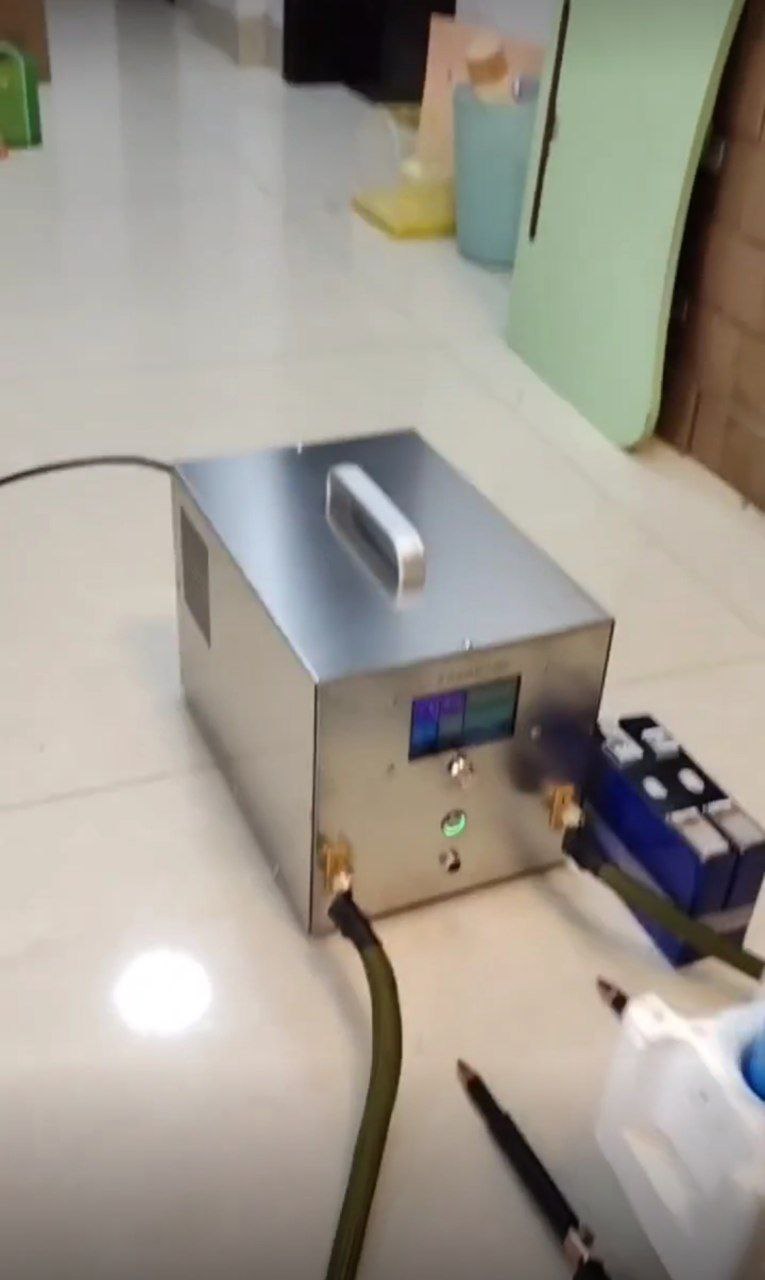 SPOT WELDERS